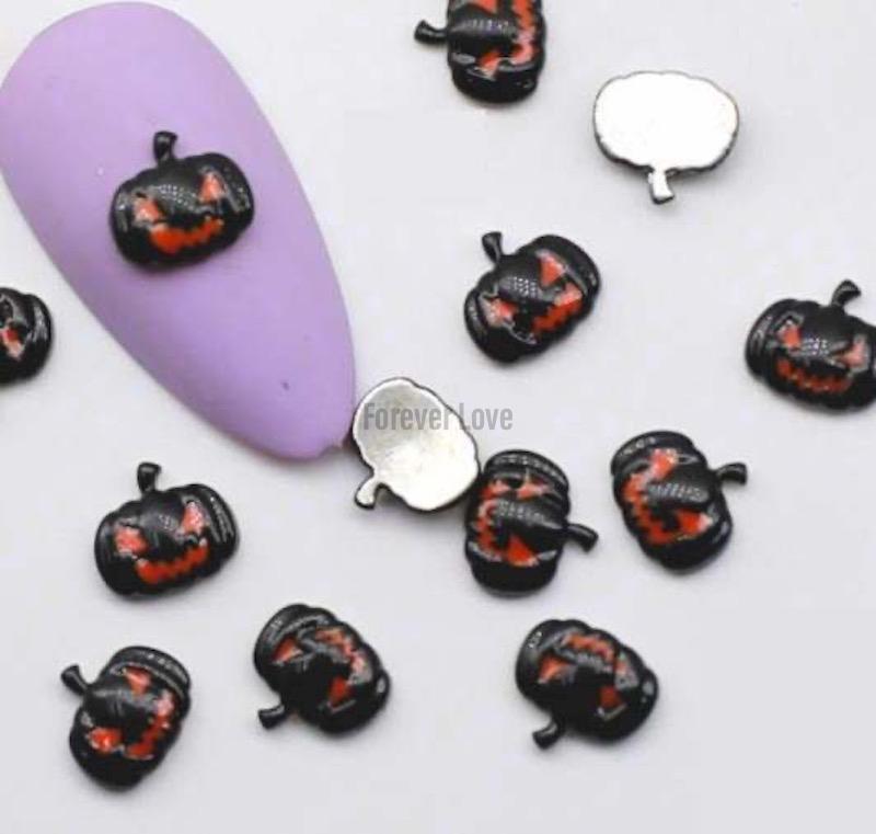 Forever Love Nail Art Charms Halloween Pumpkins